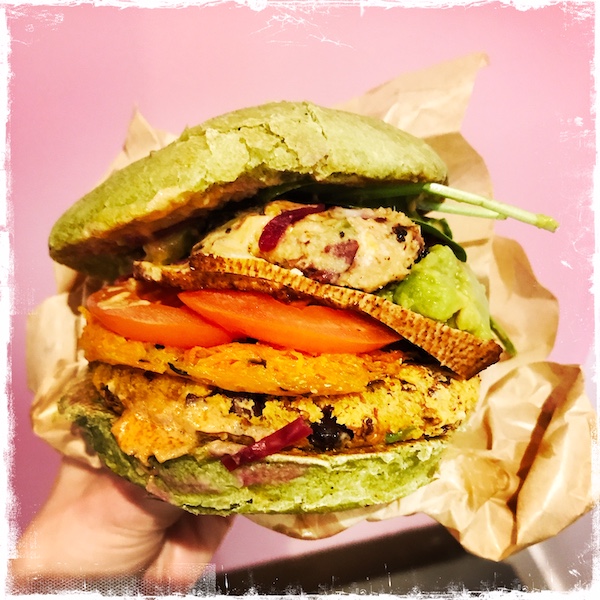 Burger sportif vegan Jak Healthy Paris